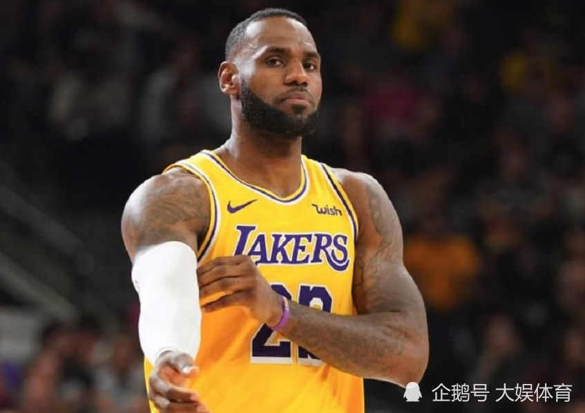 10, 森林狼双塔发威终结湖人连胜  